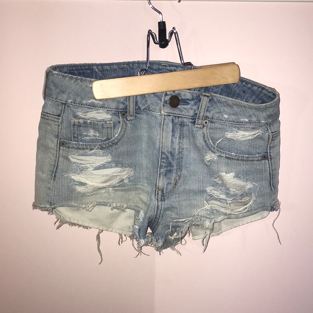 American eagle distressed jean shorts